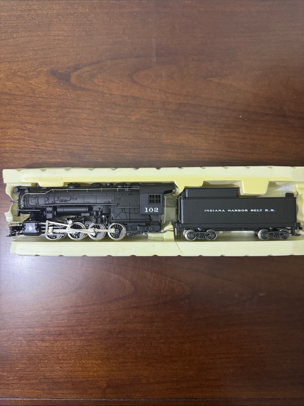 AHM 0-8-0 Indiana Harbor Belt R.R. HO Scale 0-8-0 Switcher Steam Locomotive New